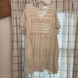 Old Navy Cream Geometric Midi Dress